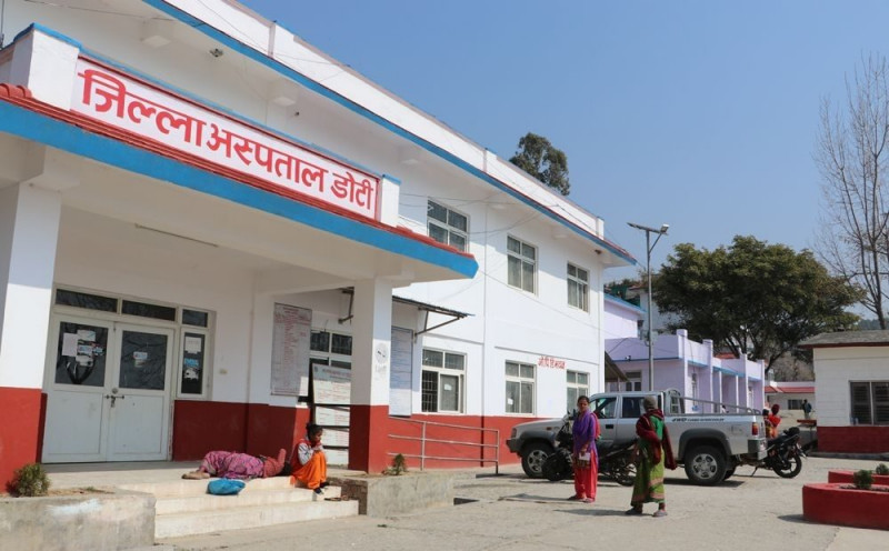 डोटी अस्पतालमा आईसीयू र भेन्टिलेटर जडानकाे तयारी